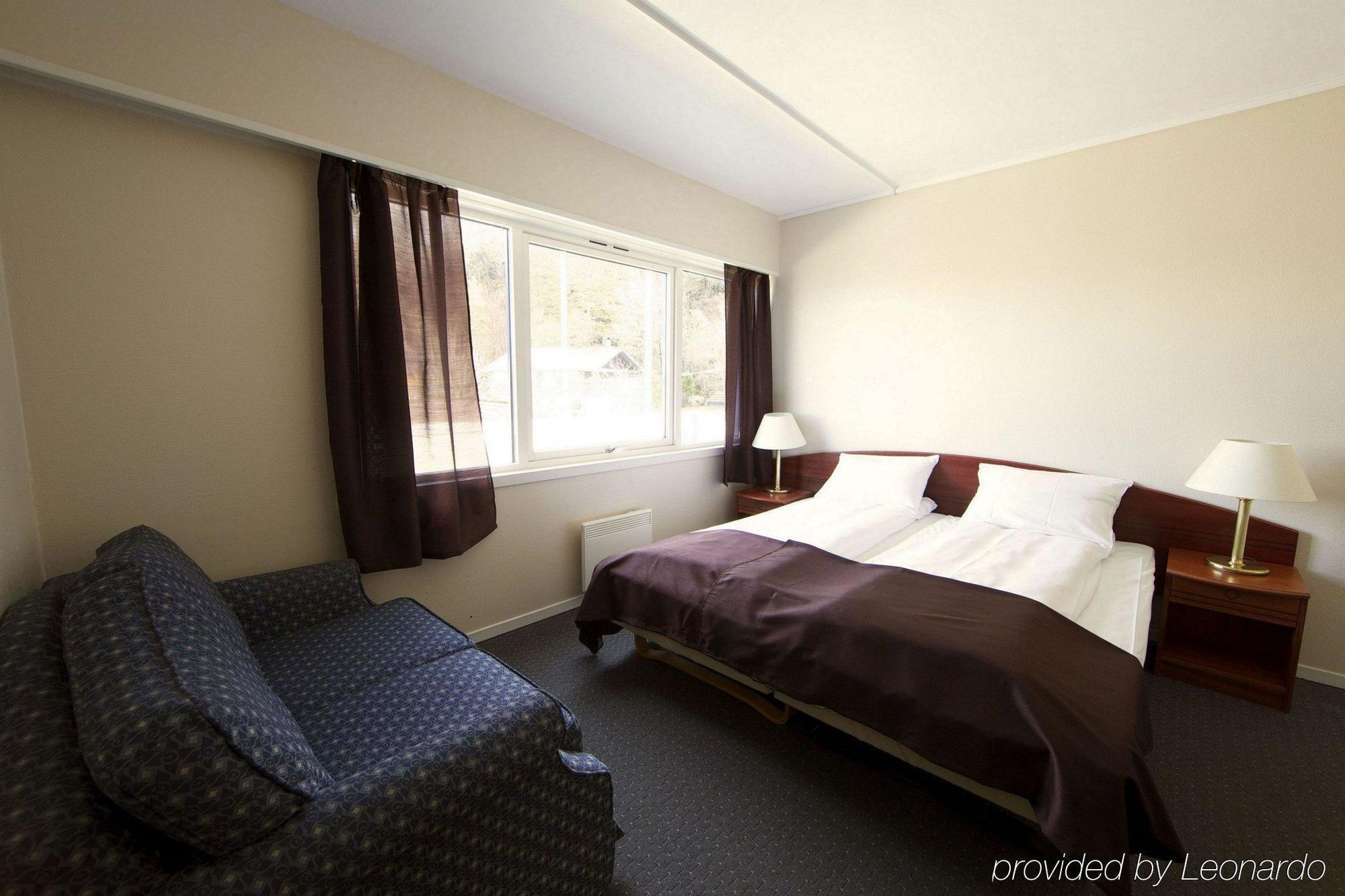 Kinn Hotell Floro Exterior photo